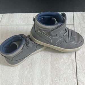 OshKosh B'gosh Gray Kids Sneakers